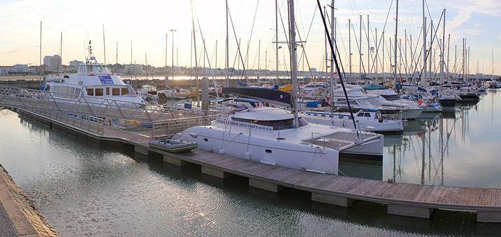 Croisi�re Phare de Cordouan, Visite Phare de Cordouan, Promenades en mer, Croisi�res Royan, Estuaire de la Gironde, Talmont, Meschers, Catamaran Voile, Croisi�re Voile, Croisi�re d�ner.