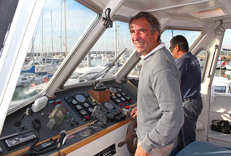 le capitaine des croisières la sirène royan